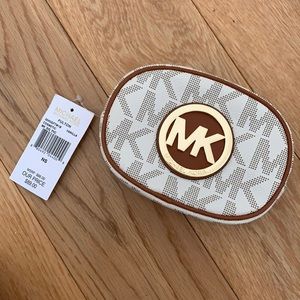 Michael kors cosmetic pouch
